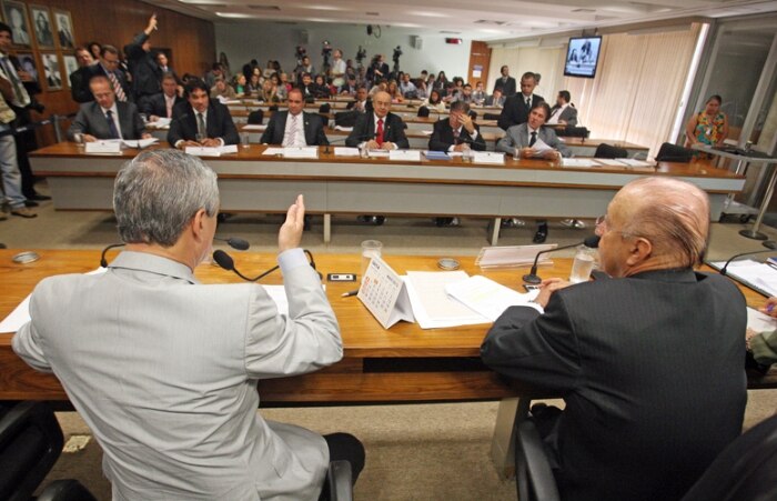 Confira como foi o processo de cassação do Senador Demóstenes Torres