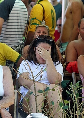 Torcedores cariocas se reunem para assistir final olímpica; Brasil fica com a medalha de prata