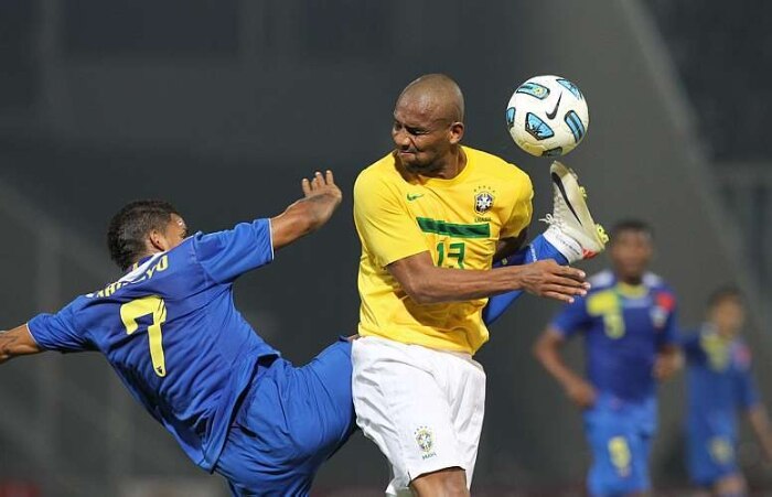 Os candidatos brasileiros na lista da Fifa ao time ideal 2011