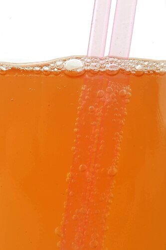 Refrigerante disfarçado de drinque