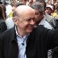 José Serra ganha dois beijos na boca de vendedora José Serra ganha dois beijos na boca de vendedora