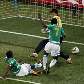 Gol do marfinense Doumbia, na vitória por 3 a 0 contra a Coreia do Norte Gol do marfinense Doumbia, na vitória por 3 a 0 contra a Coreia do Norte