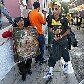 O atacante Neymar chega ao hotel em Arequipa, no Equador, onde a seleção brasileira Sub-20 treina O atacante Neymar chega ao hotel em Arequipa, no Equador, onde a seleção brasileira Sub-20 treina