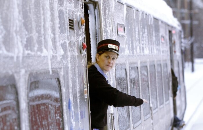 Meios de transporte ficam comprometidos com quantidade de neve em Nova York