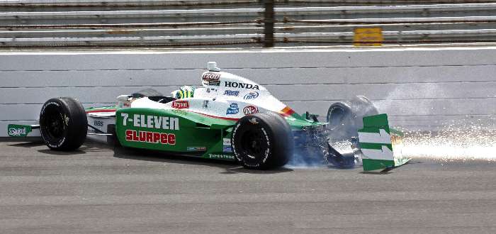 Tony Kanaan bate nos treinos e fica fora da briga pela pole em Indianápolis