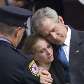 Bush em homanagem a bombeiros mortos em serviço Bush em homanagem a bombeiros mortos em serviço