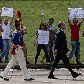 Renan Calheiros enfrenta protesto no Congresso