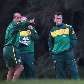 Dunga analisa CT do Caju juntamente com Paulo Paixão e Américo Faria; seleção se prepara para a Copa