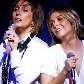 Zizi e Luiza Possi cantam juntas em show para comemorar o Dia das Mães Zizi e Luiza Possi cantam juntas em show para comemorar o Dia das Mães
