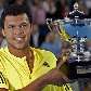 Francês Tsonga levanta a taça do Torneio de Marselha Francês Tsonga levanta a taça do Torneio de Marselha