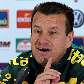 Descontraído, Dunga concede primeira entrevista coletiva no hotel Fairway, em Johannesburgo