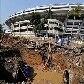 Defeito em tubulação abre cratera ao lado do Maracanã