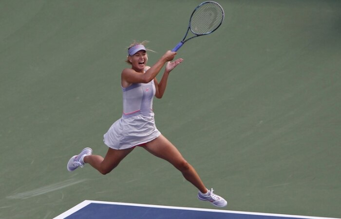 Maria Sharapova devolve a jogada de Heather Watson como uma bomba, em Nova York