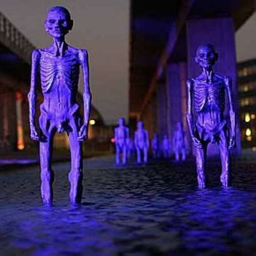 Esculturas da mostra artística 