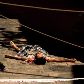 Corpo de palestino morto é visto em Jerusalém antiga, Israel. Um palestino pegou a arma de um agente Corpo de palestino morto é visto em Jerusalém antiga, Israel. Um palestino pegou a arma de um agente