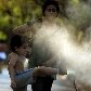 Tomar banho mais curto para não ressecar mais a pele é algo que pode ser praticado diariamente Tomar banho mais curto para não ressecar mais a pele é algo que pode ser praticado diariamente