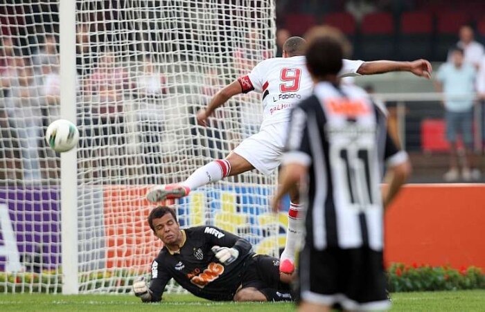 São Paulo vence Atlético-MG por 1 a 0 no Campeonato Brasileiro