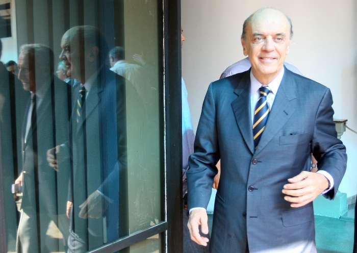Serra em visita no Clube de Aeronáutica, no Rio de Janeiro - 27.08.2010