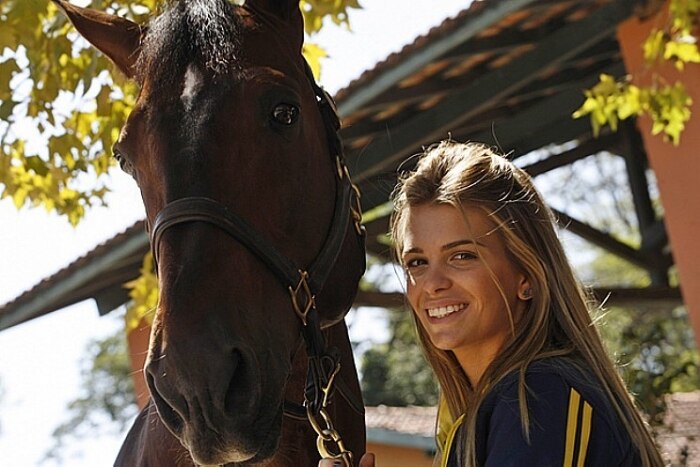 Conheça Luiza Almeida, representante do Brasil no hipismo olímpico