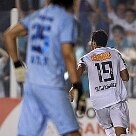 Esportes - Ganso dribla marcador   nesta sexta o meia vai se submeter a uma artroscopia no joelho - Foto: Alex Silva/AE