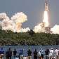 Aos 25 anos, o ônibus espacial Atlantis parte, do Cabo Canaveral na Florida, para sua missão final