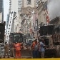 Confira imagens do incêndio que destruiu sete lojas da rede Caçula no Rio 