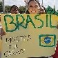 Manifestantes protestam em Fortaleza antes de jogo entre Brasil e México
