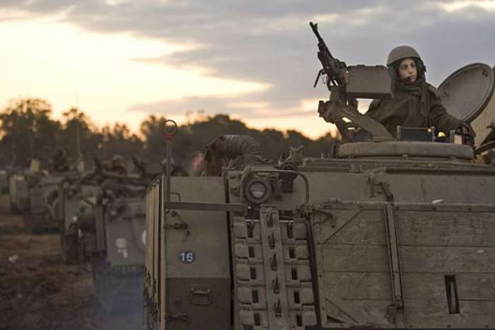 Ataques a Gaza chegam à terceira semana, sem previsão de trégua