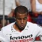Mesmo com um a menos, São Paulo vence Santos por 3 a 2 Mesmo com um a menos, São Paulo vence Santos por 3 a 2