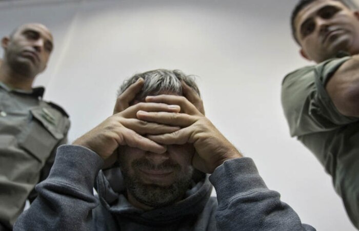 Acusado de matar 8 mil muçulmanos em 1995, Cvetkovic é preso e extraditado à Bósnia