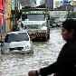 Rompimento de tubulação alaga ruas no centro de São Paulo 