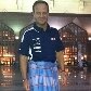 Às vésperas do GP da Malásia, Rubens Barrichello homenageia vestimenta local