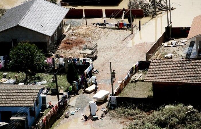 Cada cesta, com 24,3 kg, é suficiente para atender família de cinco pessoas por cerca de 15 dias