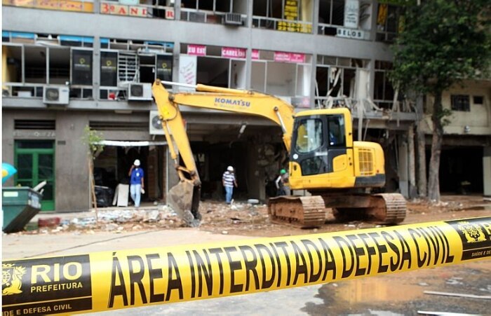 Três pessoas morreram e 17 ficaram feridas no acidente
