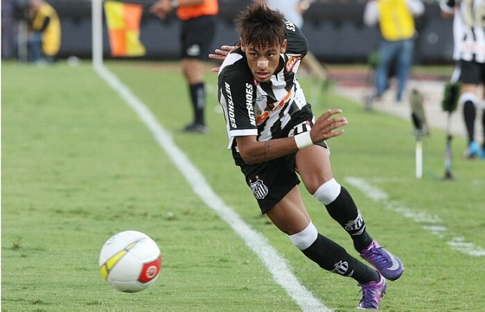 Neymar: o garoto de milhões de reais