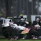 O Sauber de Kamui Kobayashi escorrega e vai atingir o Toro Rosso de Sebastien Buemi, na Austrália O Sauber de Kamui Kobayashi escorrega e vai atingir o Toro Rosso de Sebastien Buemi, na Austrália