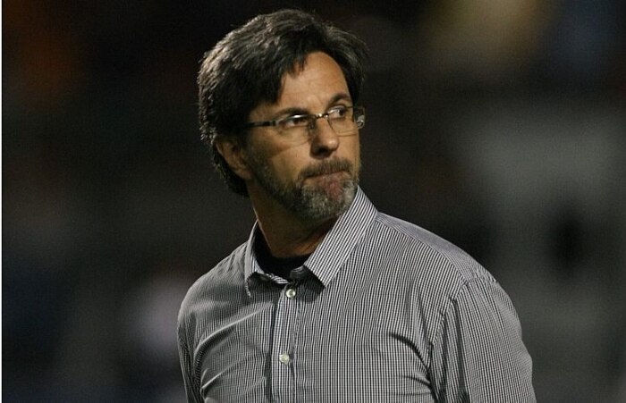 Frequentes mudanças no comando dos clubes esquentam Campeonato Brasileiro