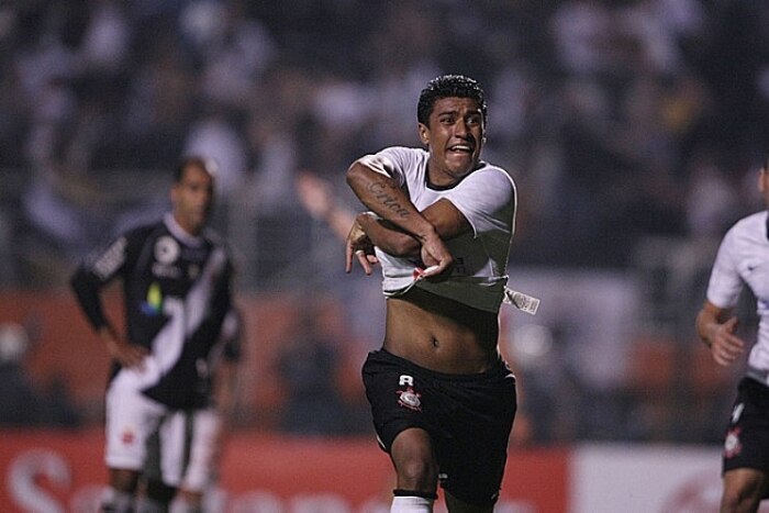 Corinthians recebe Vasco em decisão quente das quartas da Libertadores