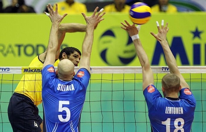 Brasil vence Finlândia na Liga Mundial
