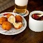Conheça os bolinhos mais famosos de São Paulo Conheça os bolinhos mais famosos de São Paulo