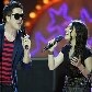 Rogério Flausino, do Jota Quest, e Monique Kessous se apresentam no Multishow