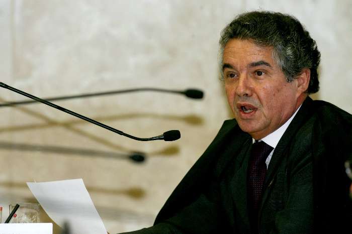 Pesquisas com células-tronco embrionárias passam no STF