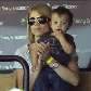 Elin Nordegren, mulher de Tiger Woods, e o filho Charlie, acompanham partida do Masters 1000 Elin Nordegren, mulher de Tiger Woods, e o filho Charlie, acompanham partida do Masters 1000