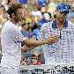 Mardy Fish cumprimenta Andy Roddick após vencê-lo por 2 a 1 na semifinal do Masters de Cincinnati