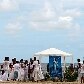 Religiosos fazem oferendas para Iemanjá