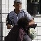 PMs expulsam usuários da cracolândia PMs expulsam usuários da cracolândia