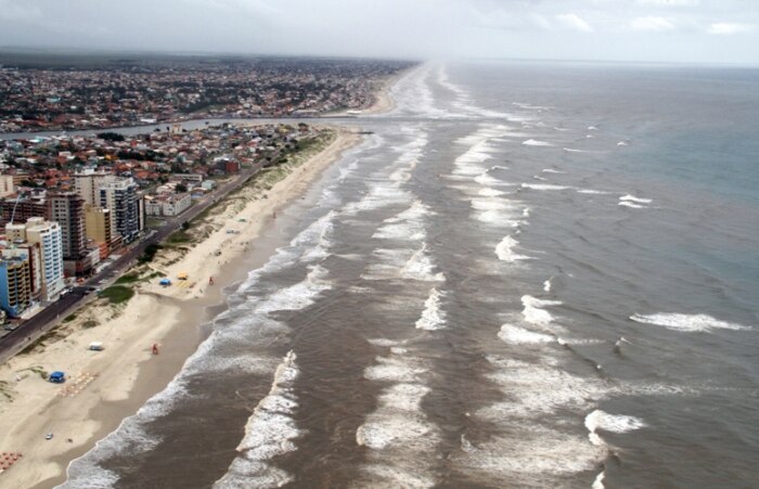 Transpetro diz que Praia de Tramandaí, no RS, está limpa