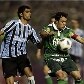 Kleber domina a bola durante empate sem gols entre Palmeiras e Grêmio Kleber domina a bola durante empate sem gols entre Palmeiras e Grêmio