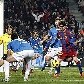 Messi disputa a bola na área com a defesa do Almeria nos 5 a 0 do Barcelona em casa, na Copa do Rei