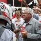 Professores de SP inicia greve e protestam na Avenida Paulista 